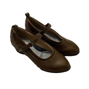 JBU Dawn Women's Mary Jane Shoes Size 7 Brown